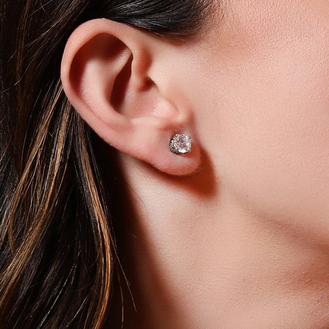 Round Solitaire Earings