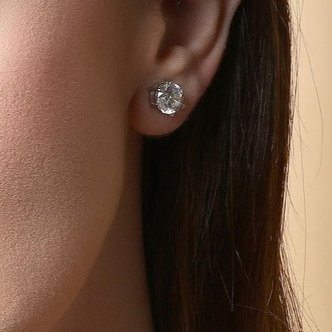 Round Solitaire Earings
