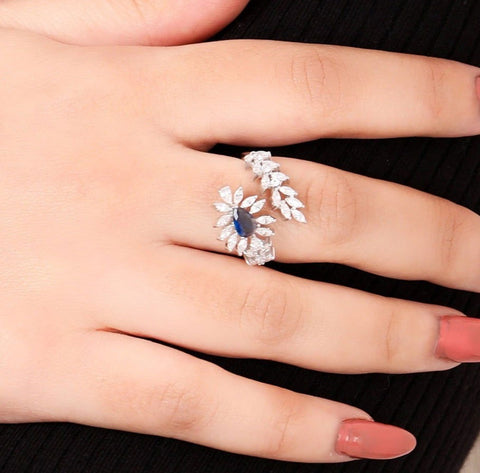 Charming Leaf Sapphire Ring. - KORE JEWELS