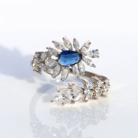 Charming Leaf Sapphire Ring. - KORE JEWELS
