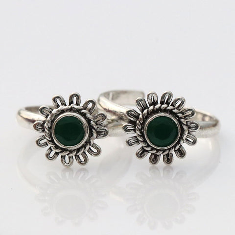 Emerald Green Solitaire Flower Toe Rings - KORE JEWELS