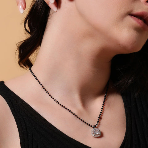 Halo Squircle Mangalsutra. - KORE JEWELS