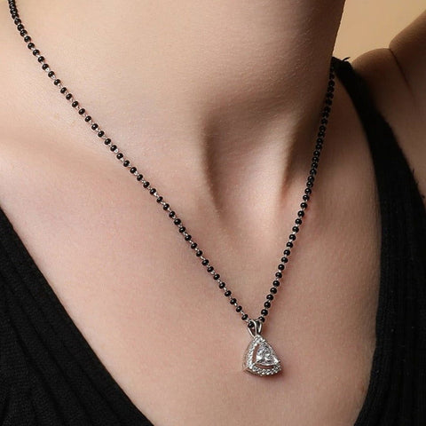 Halo Triangle Mangalsutra. - KORE JEWELS