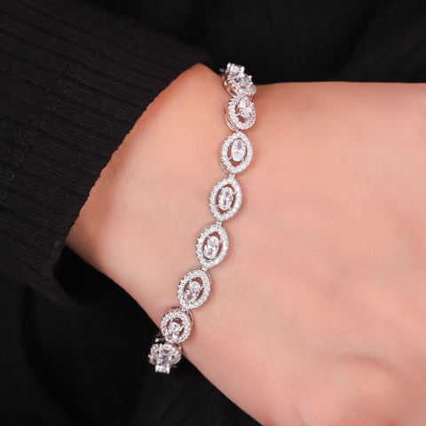 Opulent Leaf Bracelet - KORE JEWELS