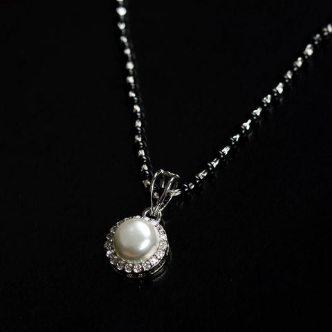 Round Zirconia and Freshwater Pearl Mangalsutra. - KORE JEWELS