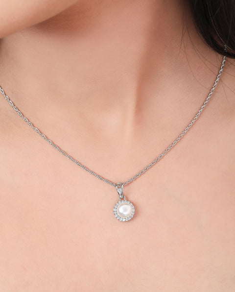 Round Zirconia and Freshwater Pearl Necklace - KORE JEWELS