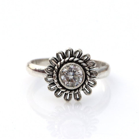 Solitaire Flower Toe Rings - KORE JEWELS
