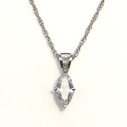 Solitaire Leaf-style Necklace - KORE JEWELS