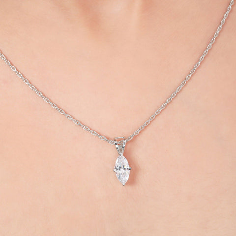 Solitaire Leaf-style Necklace - KORE JEWELS