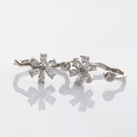 Tiny Floral Passion Toe Ring - KORE JEWELS