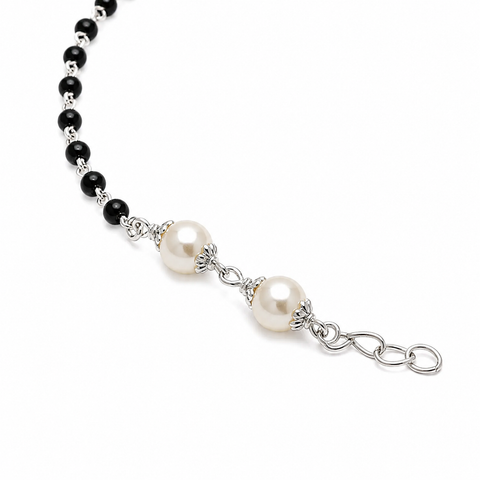 Pearl and Black Beads Bracelet