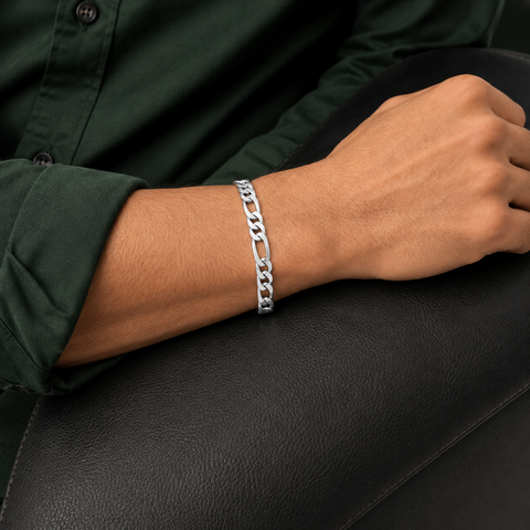 Men's Valiant Figaro Chain Bracelet.