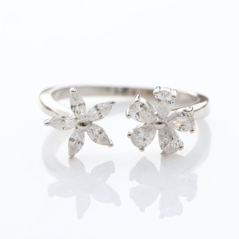 Elegant Flower Cut Toe Ring - KORE JEWELS 