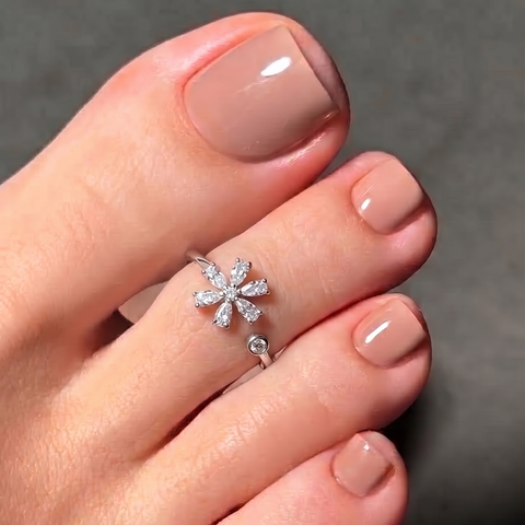 Tiny Floral Passion Toe Ring