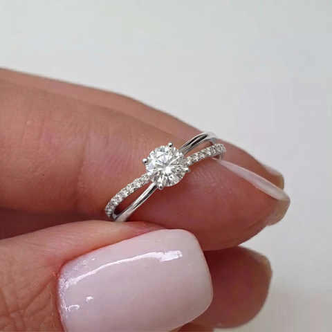 Seductive Solitaire CZ Ring.