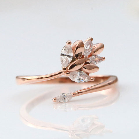 Leafy Affair Rose Gold Toe Ring - KORE JEWELS 