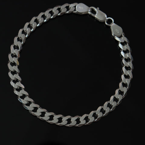Men's Striking Curb Chain Bracelet. - KORE JEWELS 