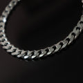 Men's Striking Curb Chain Bracelet. - KORE JEWELS 