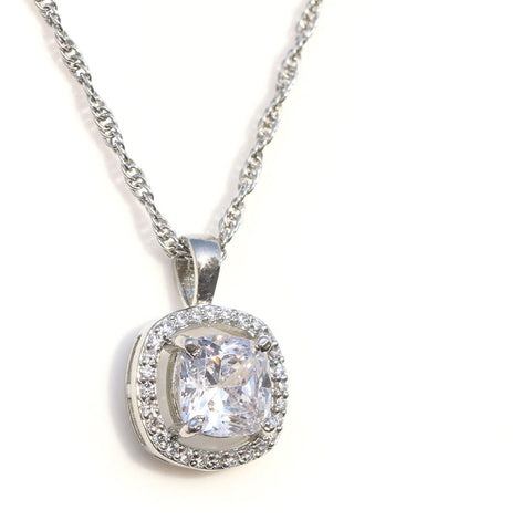 Pleasing Halo Squircle Necklace - KORE JEWELS 