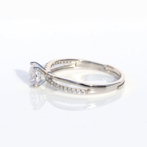 Seductive Solitaire CZ Ring. - KORE JEWELS 