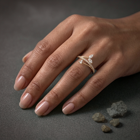 Tantalizing Leafy Love CZ Ring.